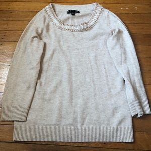 Banana Republic beige sweater Small